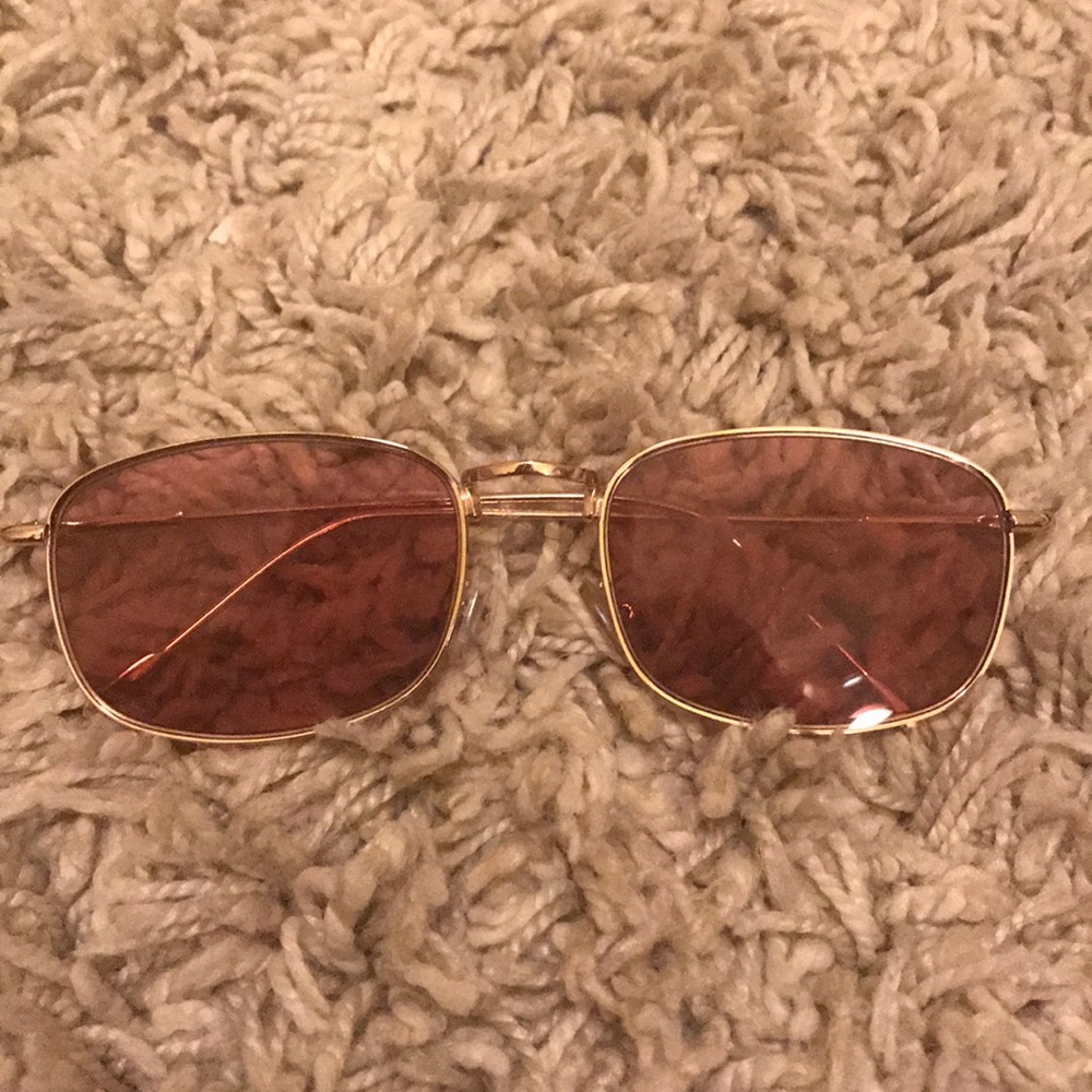 Red Lens sunglasses